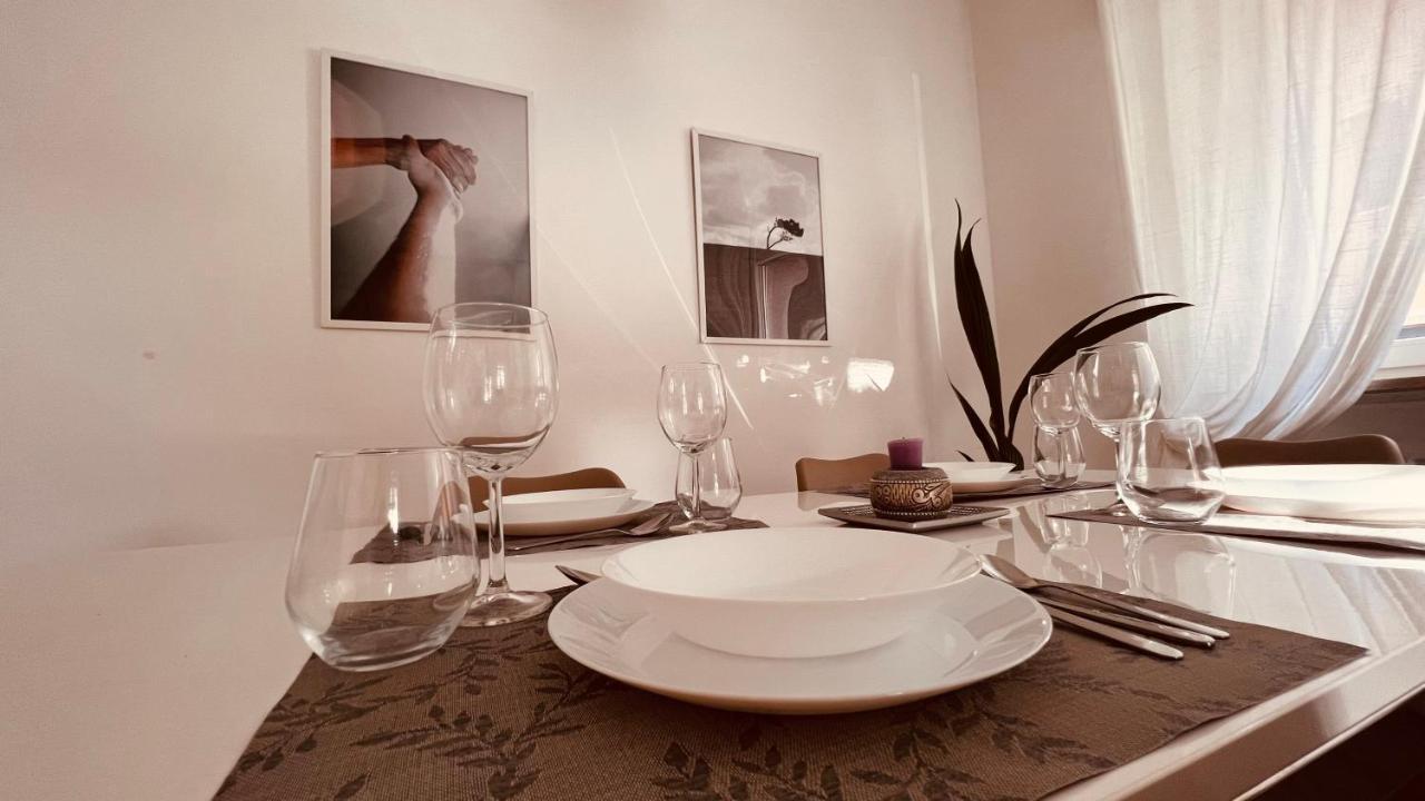 White House Lounge Supreme Apartment Udine Exterior photo