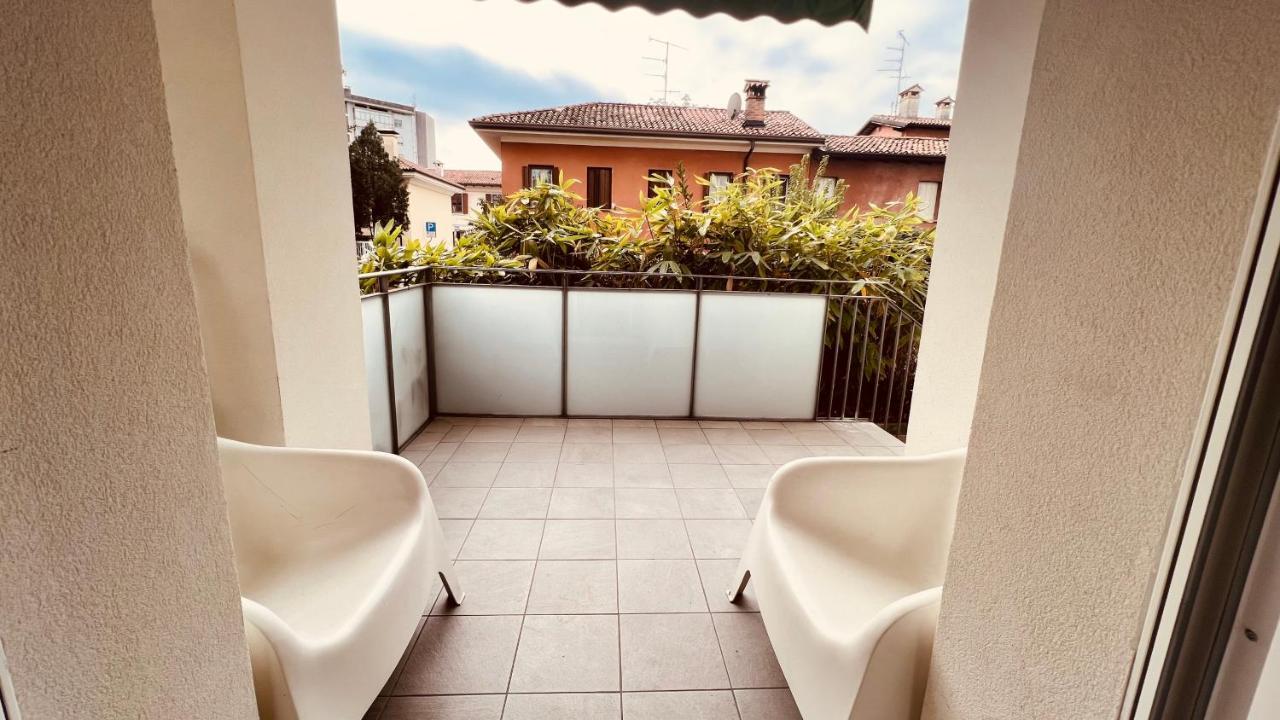 White House Lounge Supreme Apartment Udine Exterior photo