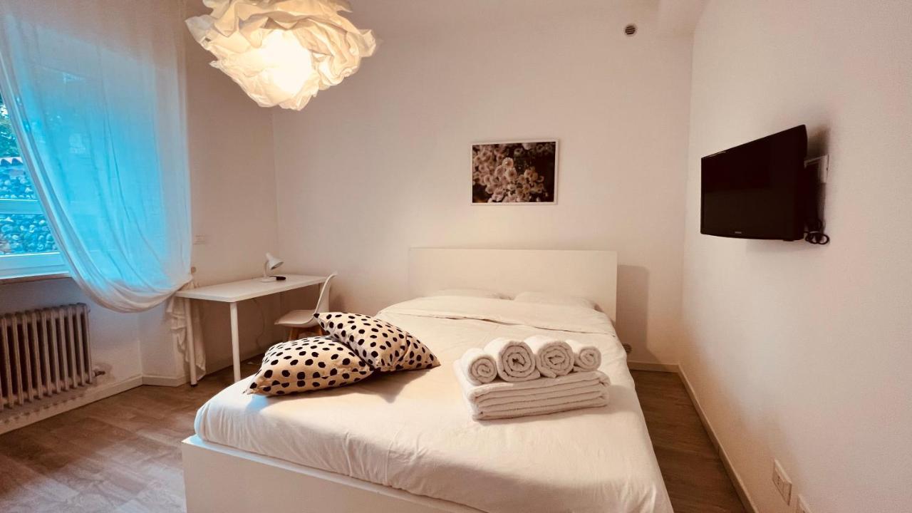 White House Lounge Supreme Apartment Udine Exterior photo